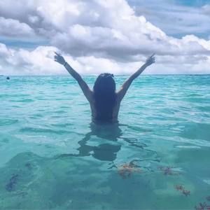 Meet your Posher, A-r